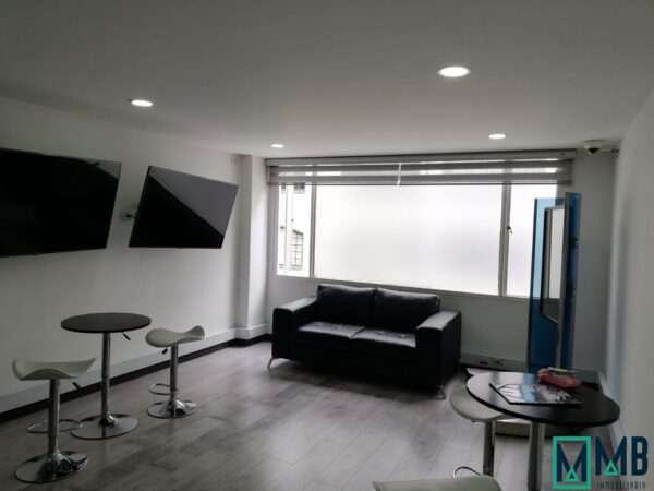 EXCELENTE OFICINA AMUEBLADA CHICO VENTA
