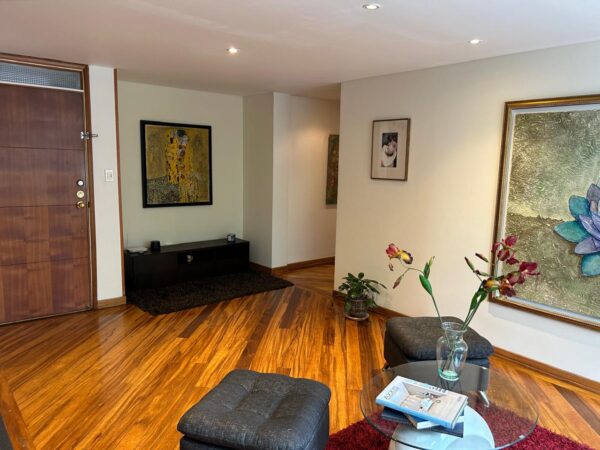 ARRIENDO ESPLENDIDO APARTAMENTO AMOBLADO SANTA BARBARA ALTA - Imagen 6