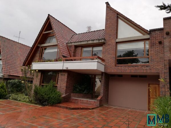 ESPLENDIDA CASA EN VENTA - TORRELADERA