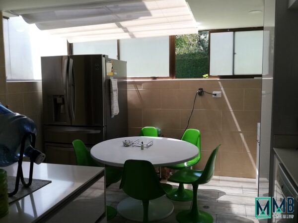 SE VENDE FORMIDABLE Y AMPLIA CASA EN TORRELADERA - Imagen 14