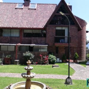 SE VENDE FORMIDABLE Y AMPLIA CASA EN TORRELADERA