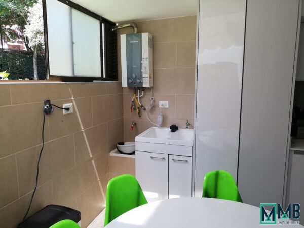 SE VENDE FORMIDABLE Y AMPLIA CASA EN TORRELADERA - Imagen 15