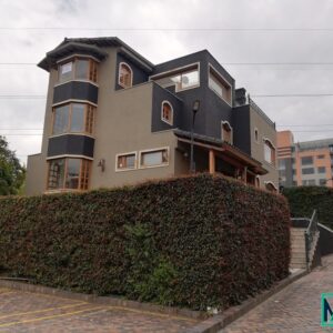 SE ARRIENDA HERMOSA CASA EN AGRUPACION TORRELADERA