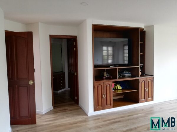 SE VENDE ESPECTACULAR CASA TORRELADERA - Imagen 13