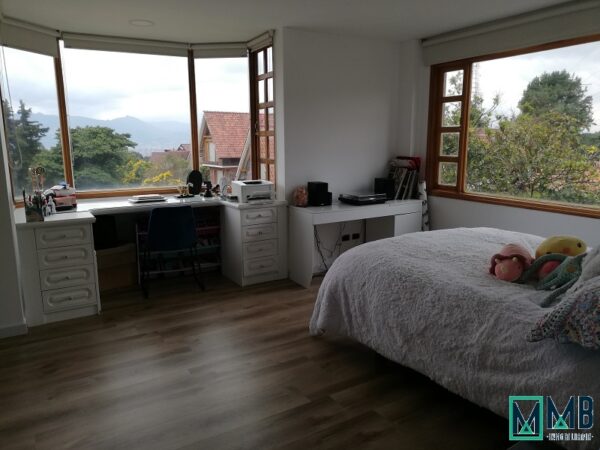 SE VENDE ESPECTACULAR CASA TORRELADERA - Imagen 16