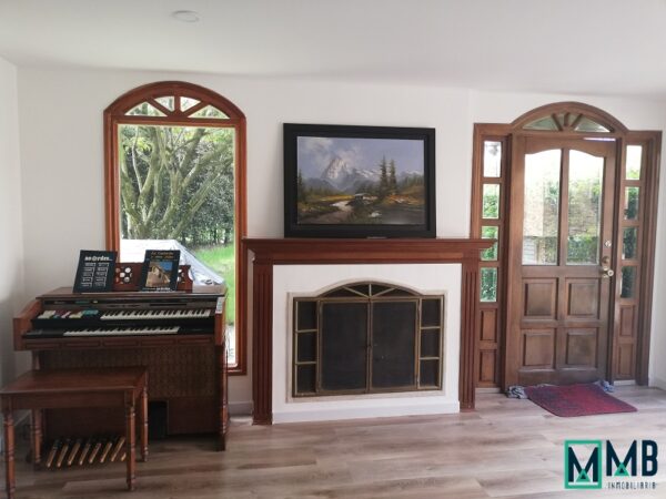 SE VENDE ESPECTACULAR CASA TORRELADERA - Imagen 5