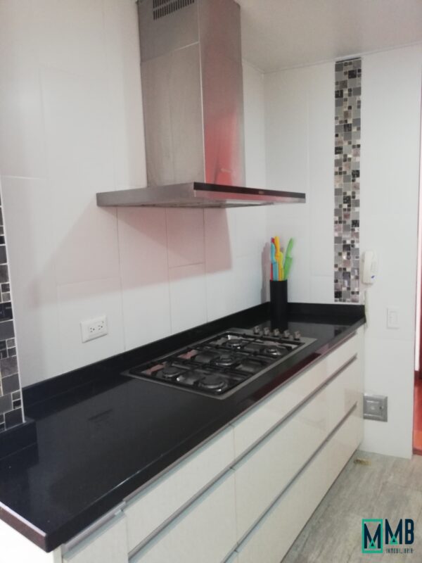 SE ARRIENDA ESTUPENDO APARTAMENTO AMOBLADO DUPLEX C. R. ALTOS DE SAN ANTONIO - Imagen 13