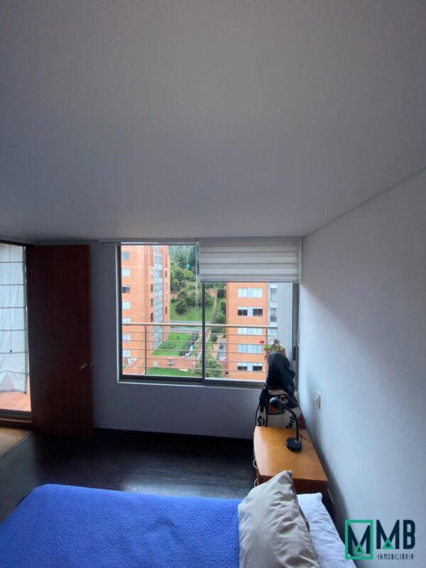SE ARRIENDA ESTUPENDO APARTAMENTO AMOBLADO DUPLEX C. R. ALTOS DE SAN ANTONIO - Imagen 25
