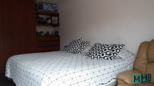 SE ARRIENDA ESTUPENDO APARTAMENTO AMOBLADO DUPLEX C. R. ALTOS DE SAN ANTONIO - Imagen 30