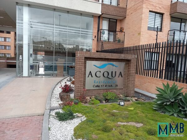 ARRIENDO APARTAMENTO ACQUA T1-804