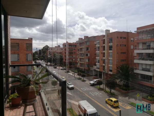 SE ARRIENDA APARTAMENTO CHICO NAVARRA LUXOR 104 - Imagen 5