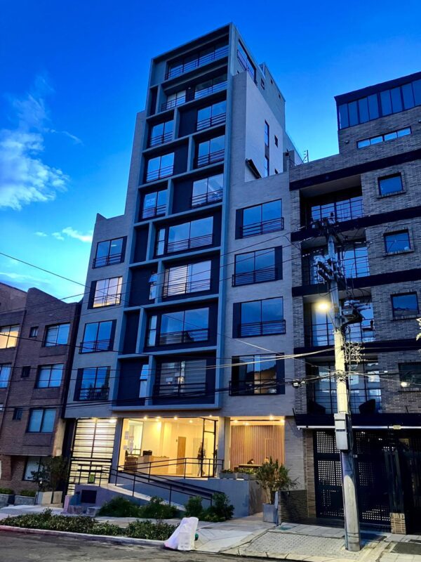 SE VENDE ESPECTACULAR APARTAMENTO BELLA SUIZA - ENTORNO 127 - Imagen 15