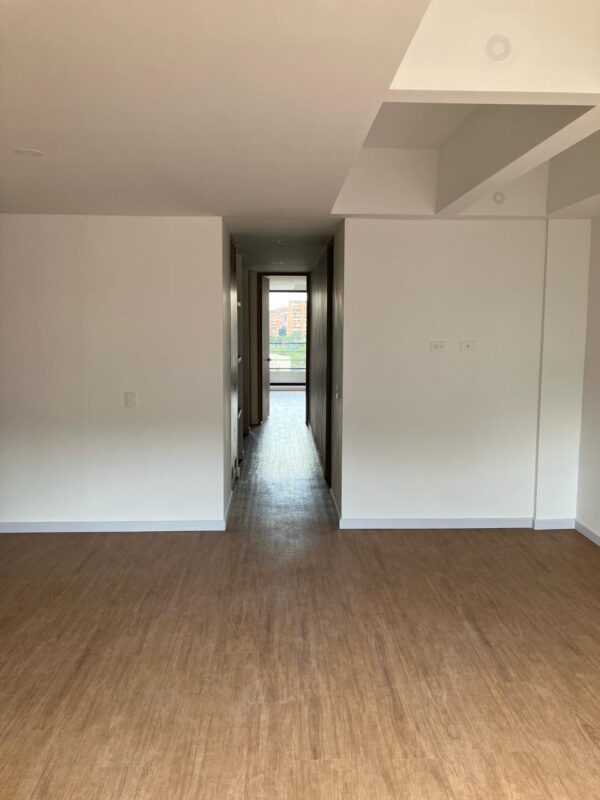 SE VENDE ESPECTACULAR APARTAMENTO BELLA SUIZA - ENTORNO 127 - Imagen 9