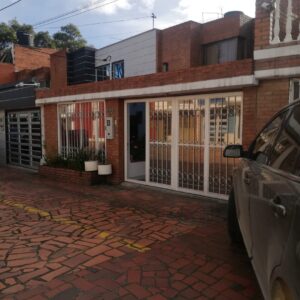 SE VENDE CASA EN CASTILLA – BOGOTA