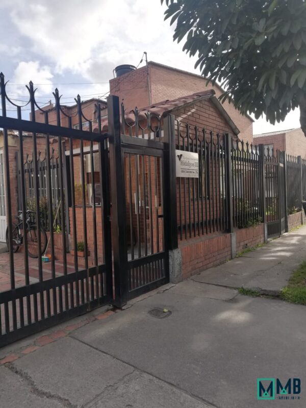 SE VENDE CASA EN CASTILLA – BOGOTA - Imagen 25