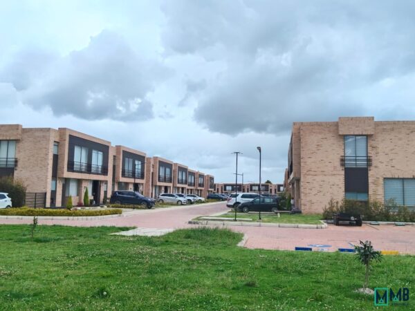 HERMOSA CASA EN VENTA CONDOMINIO CAMPESTRE PIEDRA SANTA – CLUB HOUSE -  CHIA - CUNDINAMARCA - Imagen 53