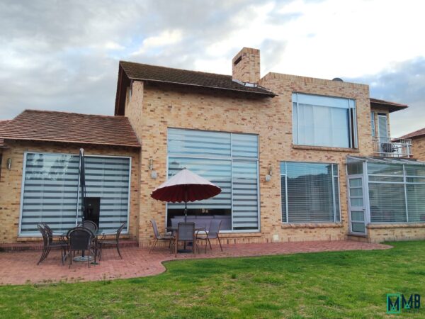 SE VENDE EXCLUSIVA CASA CAJICA CONDOMINIO CAMINOS DE CHUNUGUÁ - Imagen 19