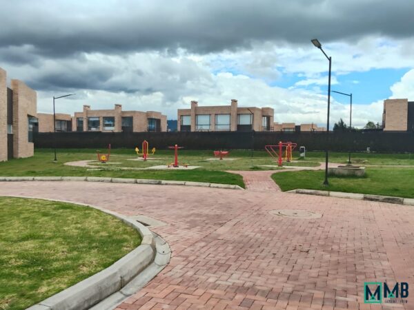 HERMOSA CASA EN VENTA CONDOMINIO CAMPESTRE PIEDRA SANTA – CLUB HOUSE -  CHIA - CUNDINAMARCA - Imagen 49