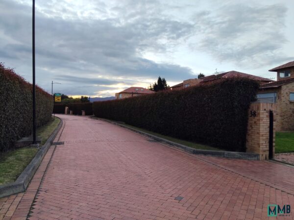 SE VENDE EXCLUSIVA CASA CAJICA CONDOMINIO CAMINOS DE CHUNUGUÁ - Imagen 56