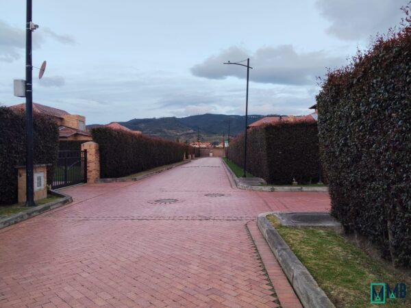 SE VENDE EXCLUSIVA CASA CAJICA CONDOMINIO CAMINOS DE CHUNUGUÁ - Imagen 55