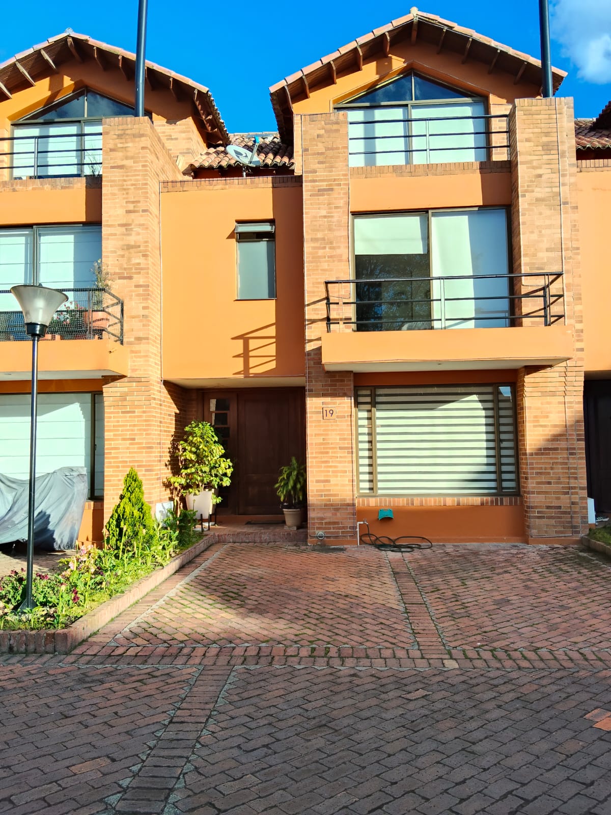 SE VENDE ESPLENDIDA CASA SAN TEO II CHIA - CUNDINAMARCA