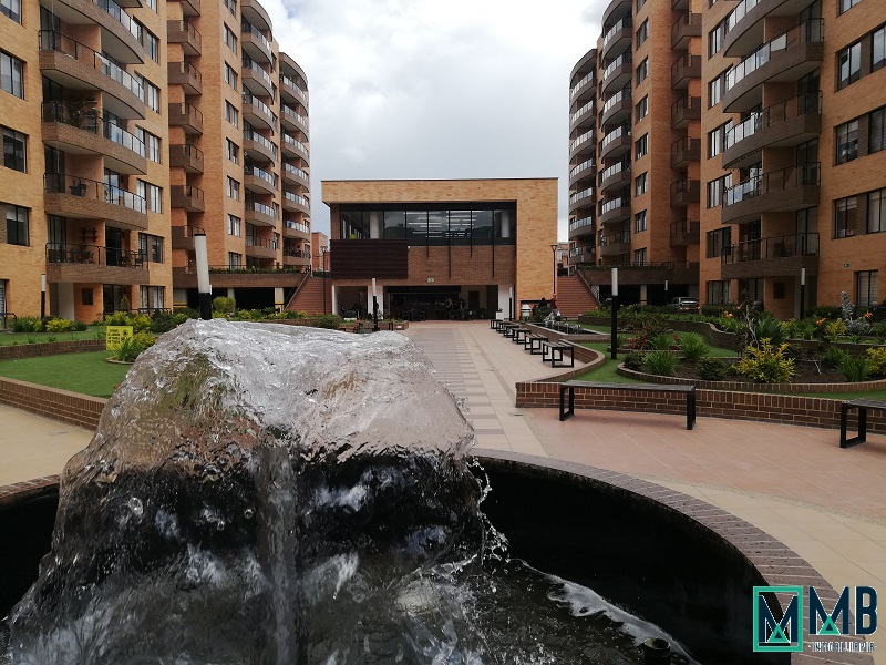 SE VENDE LINDO APARTAMENTO ACQUA RESIDENCIAL T5 - P5 – CHIA - Imagen 39