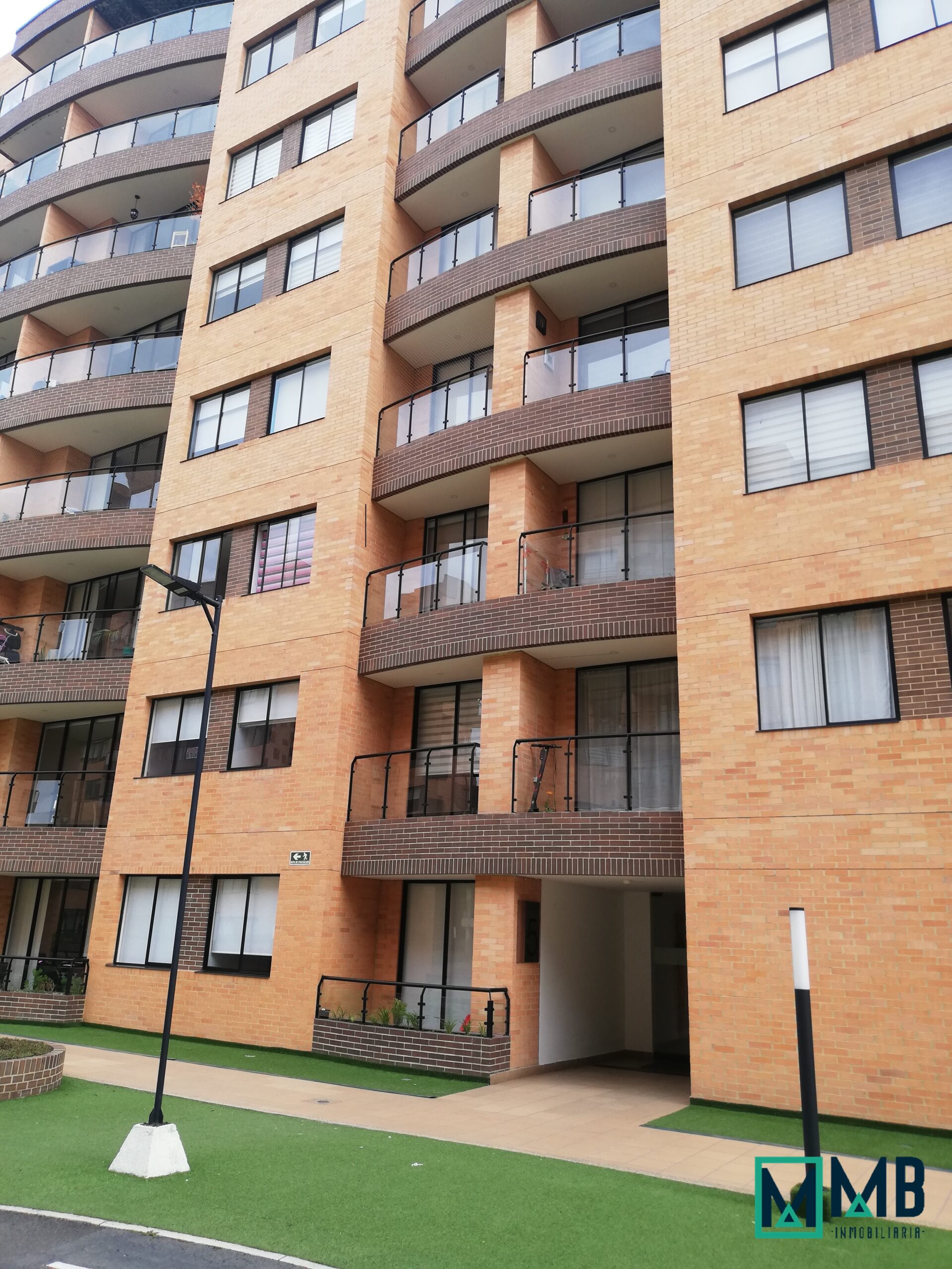 SE VENDE LINDO APARTAMENTO ACQUA RESIDENCIAL T5 - P5 – CHIA