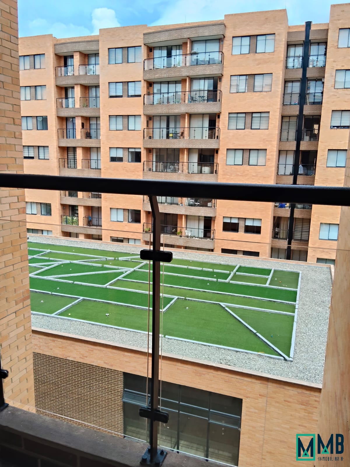 SE VENDE LINDO APARTAMENTO ACQUA RESIDENCIAL T5 - P5 – CHIA - Imagen 18