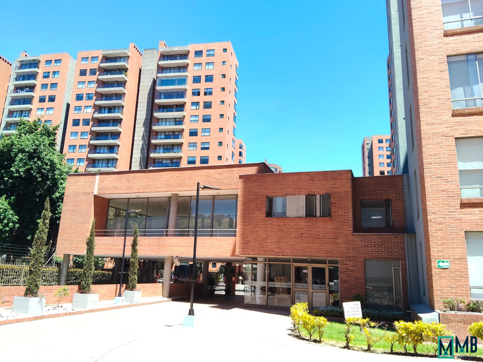 SE VENDE ESPECTACULAR APARTAMENTO CLUB RESIDENCIAL VERSALLES RESERVADO - MAZUREN - BOGOTA, D.C. - Imagen 45
