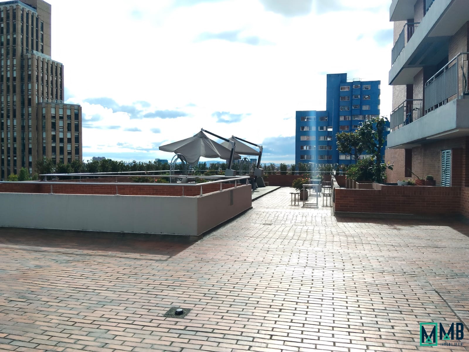 SE ARRIENDA APARTAMENTO AMOBLADO EDIF. PANORAMA CENTRO INTERNACIONAL - Imagen 27