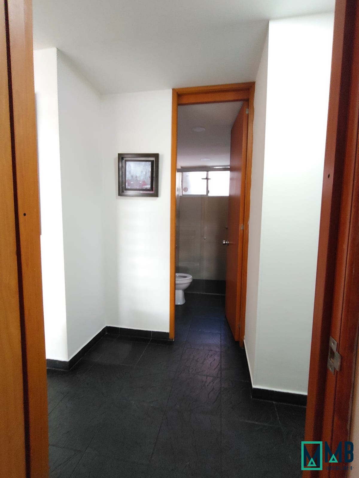 SE ARRIENDA APARTAMENTO AMOBLADO EDIF. PANORAMA CENTRO INTERNACIONAL - Imagen 21