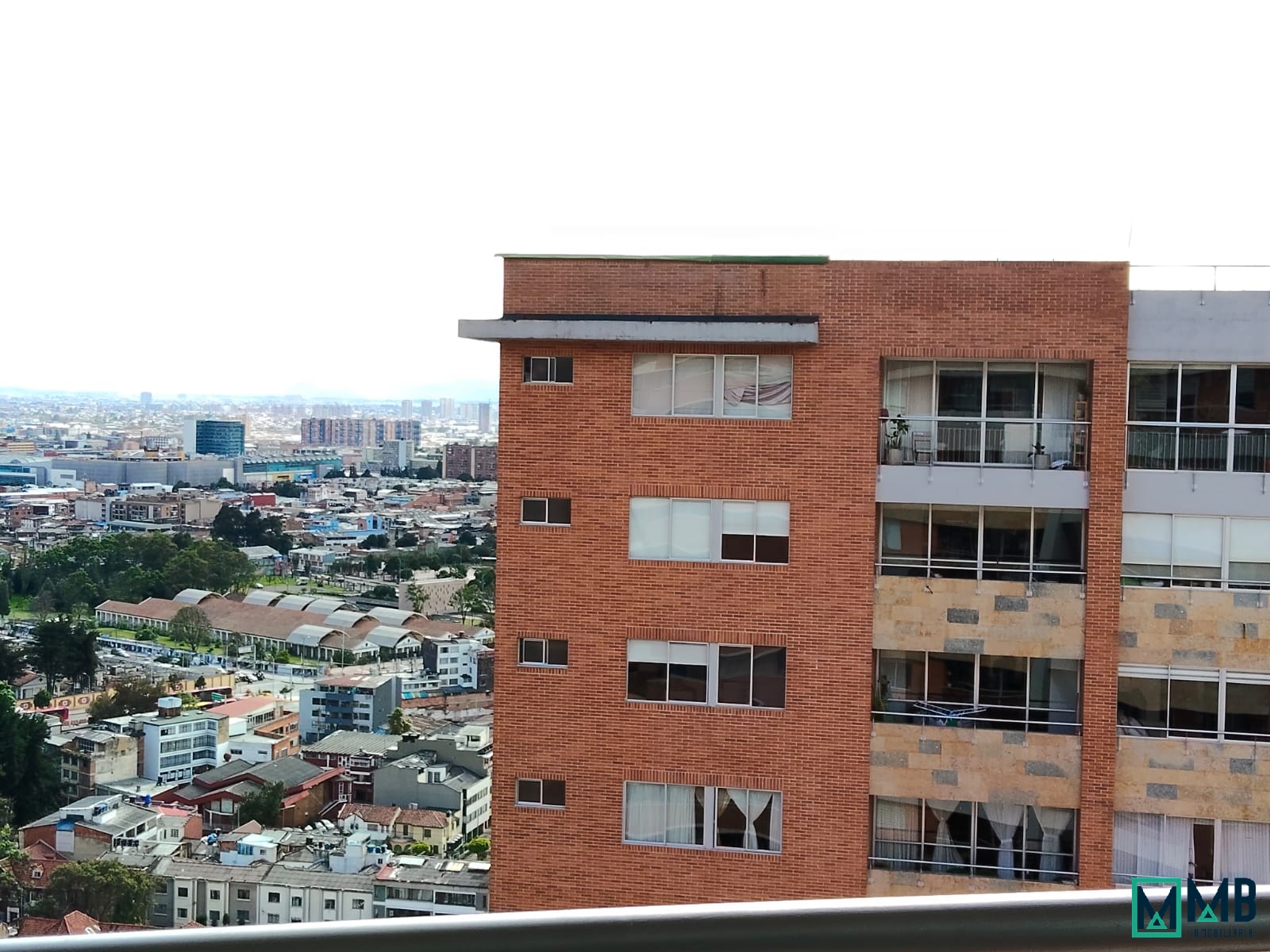 SE ARRIENDA APARTAMENTO AMOBLADO EDIF. PANORAMA CENTRO INTERNACIONAL - Imagen 19