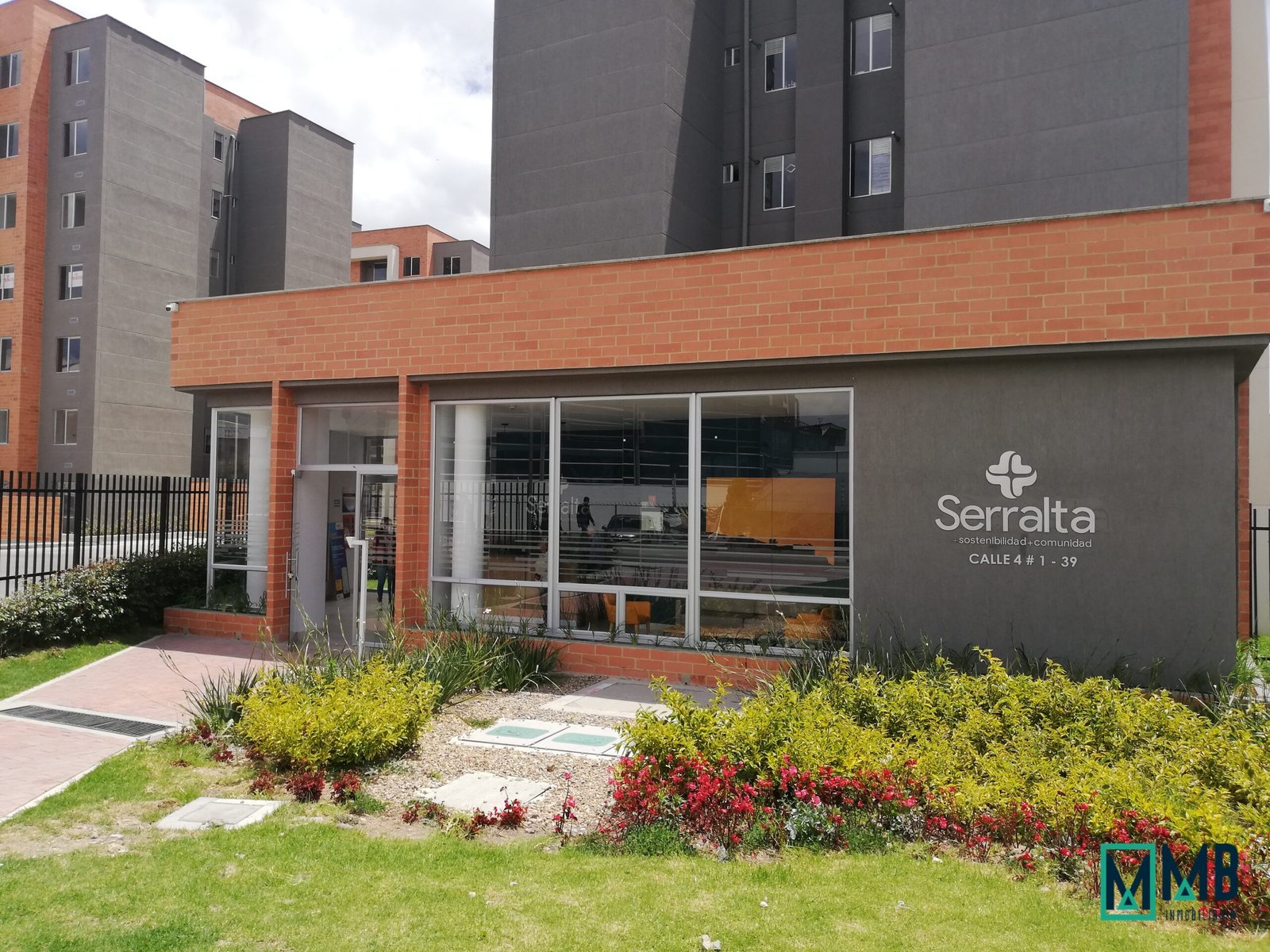 SE VENDE HERMOSO APARTAMENTO C. R. SERRALTA T16 P3 – CHIA-CUNDINAMARCA
